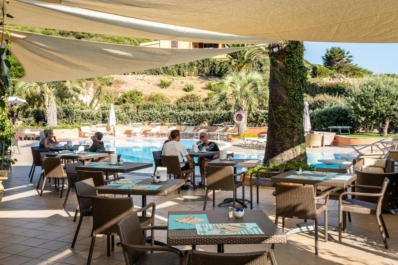 Hotel Corallaro Санта Тереза Галура Екстериор снимка