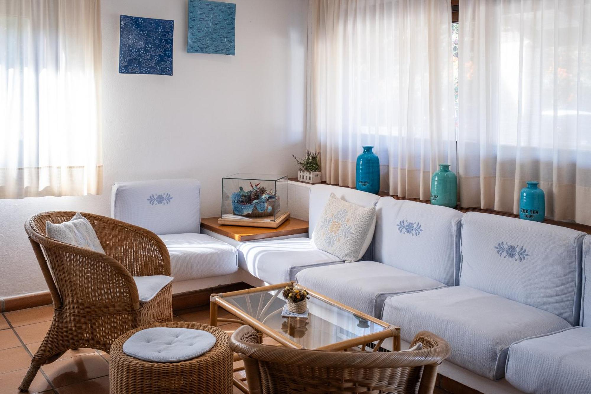 Hotel Corallaro Санта Тереза Галура Екстериор снимка